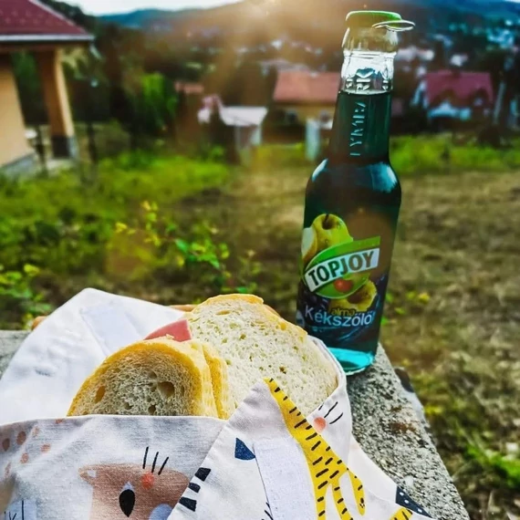 Újraszalvéta - Szivárvány Unikornis